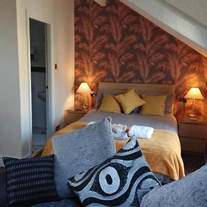 Deluxe Zimmer mit Kingsize-Bett